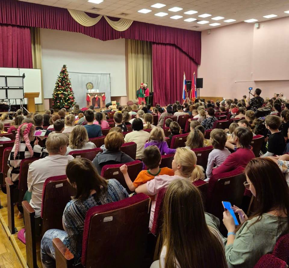 Предновогодний концерт в НПЦ ДП ДЗМ для маленьких пациентов!