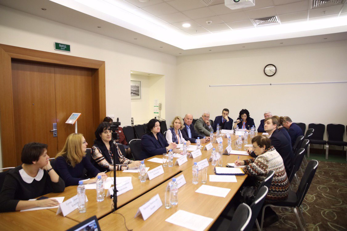 Заседание рабочей группы «Здоровый ребенок»: вопросы школьной медицины