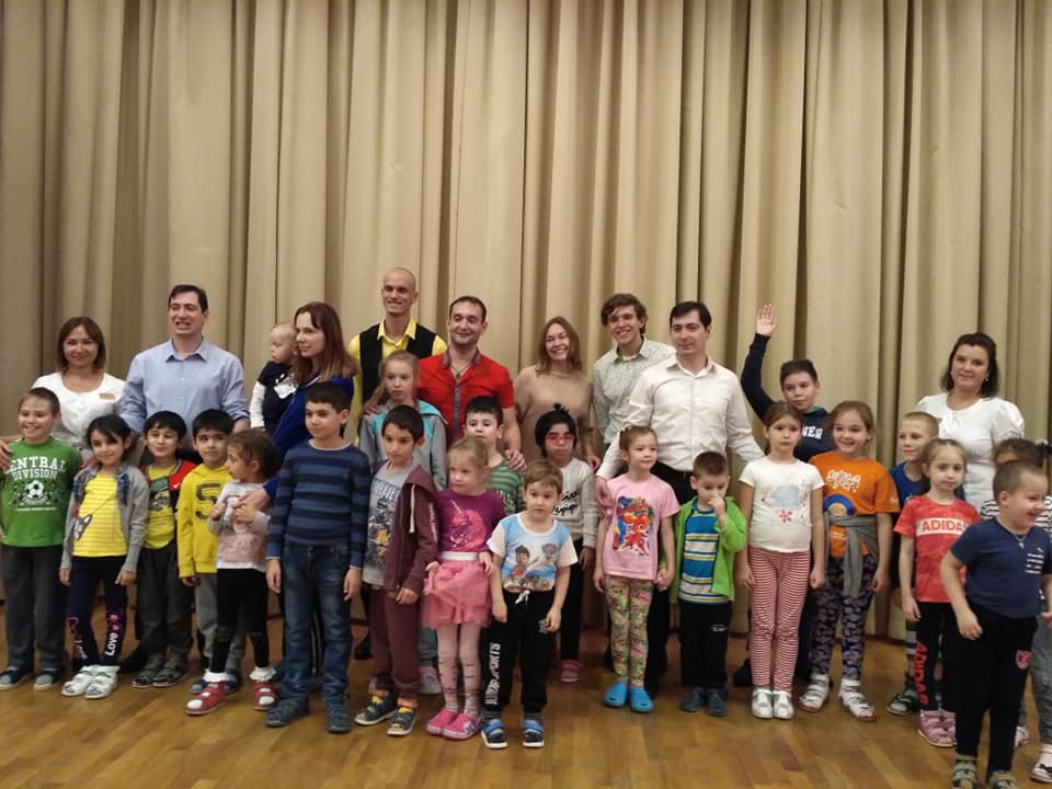 Благотворительный театральный концерт "БЕЛАЯ ОБЕЗЬЯНА" 